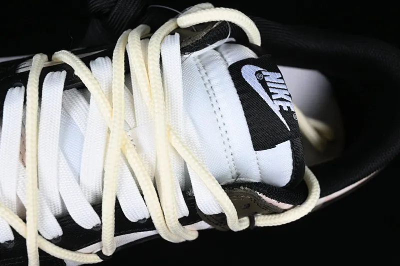 All Categories Nk SB Dunk Series Nk SB Dunk Low Low-top sneakers Customized large box Nk Dunk Low Ragdoll Doll Simple SB strap low-top casual sneakers DD1391-100